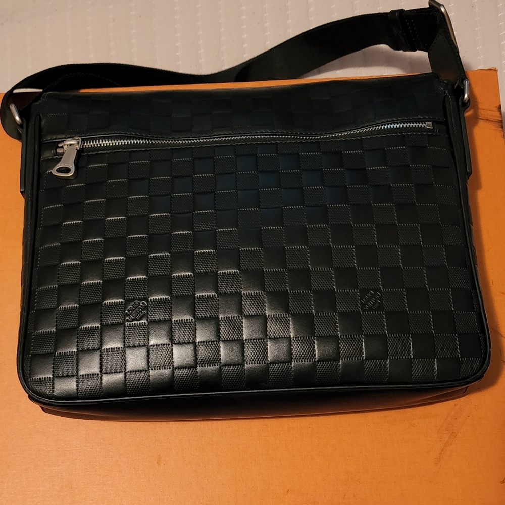 Louis Vuitton messenger bag